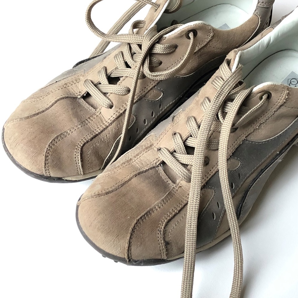 Fascar Genuine Leather Sneakers Size 9 - Imported